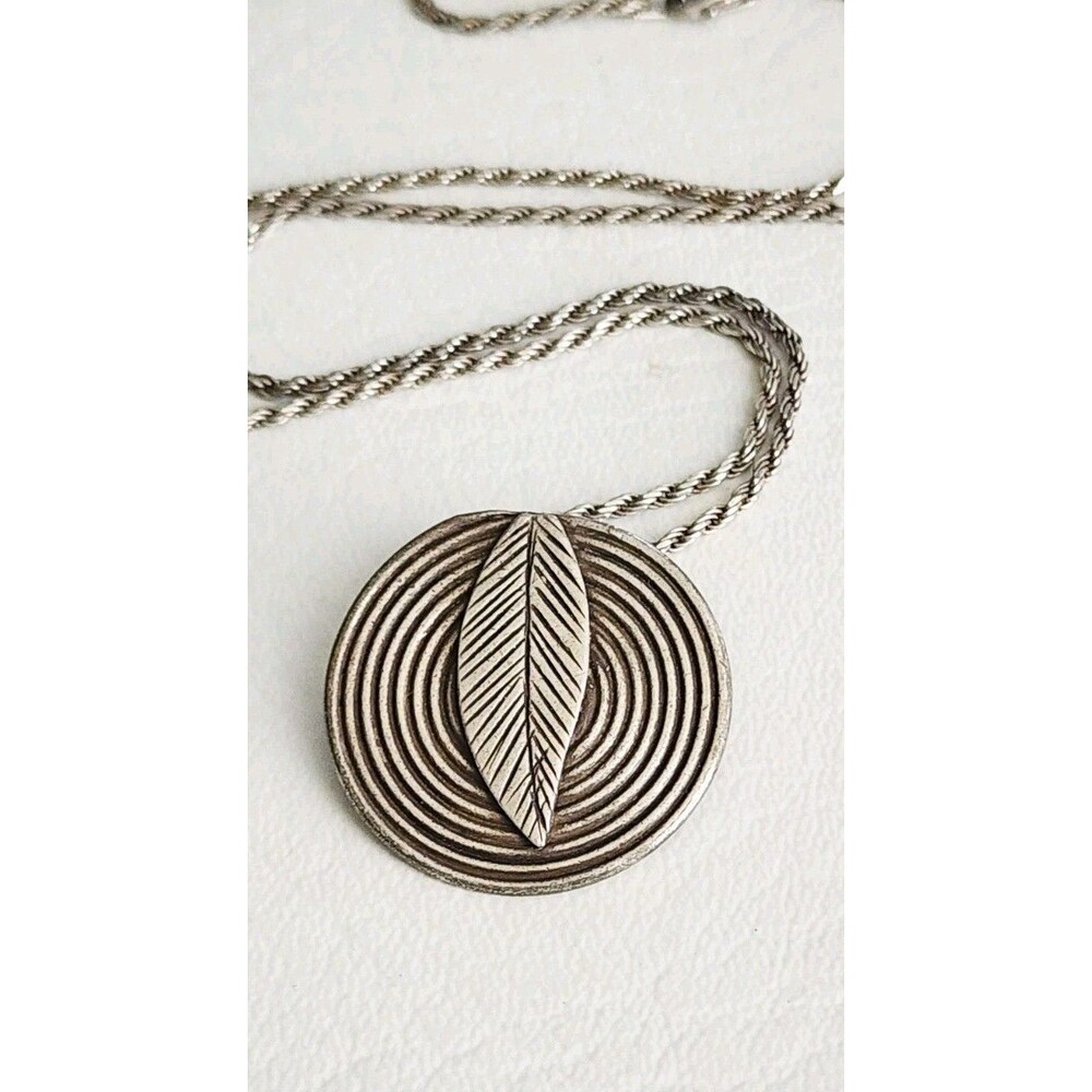 Sterling Silver Hill Tribe Leaf Focal Slide Round Pendant Vintage